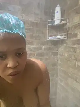 Snapshot of Saq-Madik chatting on November 5, 2025, 9:31 am Saq-Madik online show from November 5, 2025, 9:31 am