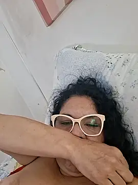 Snapshot of Caritovivi chatting on February 10, 2026, 1:21 am Caritovivi online show from February 10, 2026, 1:21 am