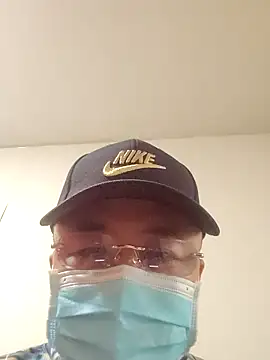 Snapshot of caige8888 chatting on October 17, 2025, 6:49 am caige8888 online show from October 17, 2025, 6:49 am