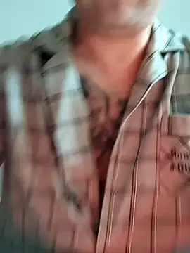 Snapshot of caige8888 chatting on November 9, 2025, 2:32 am caige8888 online show from November 9, 2025, 2:32 am