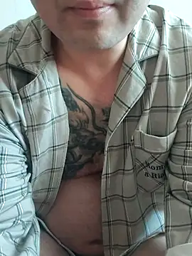 Snapshot of caige8888 chatting on December 17, 2025, 1:44 am caige8888 online show from December 17, 2025, 1:44 am