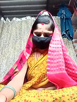 Rajni chauhan online show from November 13, 2025, 6:07 pm