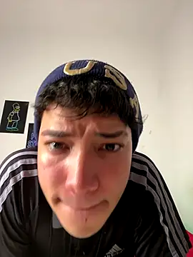 Snapshot of Yeyei77 chatting on December 18, 2025, 5:57 am Yeyei77 online show from December 18, 2025, 5:57 am