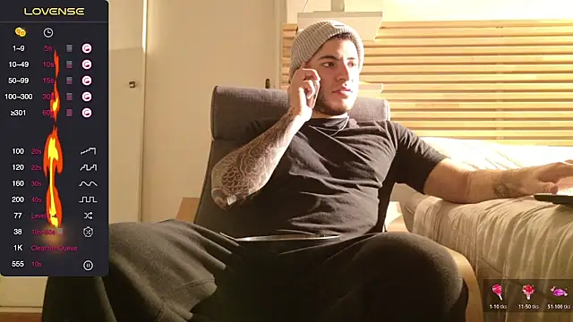 Snapshot of KevinWolf777 chatting on November 8, 2025, 11:14 pm KevinWolf777 online show from November 8, 2025, 11:14 pm