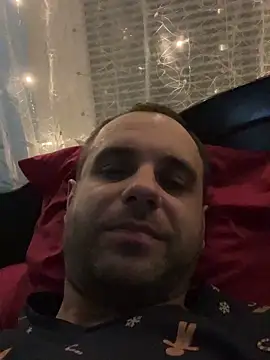 AndyLynn online show from December 3, 2025, 7:12 pm