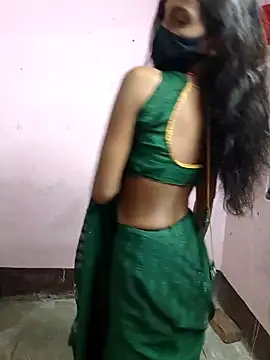 sweet couple99 online show from October 17, 2025, 1:35 pm