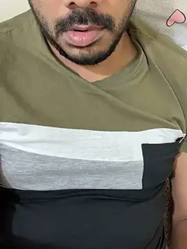 Snapshot of Handsome8677 chatting on November 9, 2025, 10:30 pm Handsome8677 online show from November 9, 2025, 10:30 pm