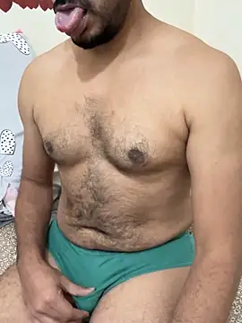 Snapshot of Handsome8677 chatting on November 13, 2025, 9:08 am Handsome8677 online show from November 13, 2025, 9:08 am