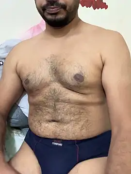 Snapshot of Handsome8677 chatting on December 15, 2025, 1:04 pm Handsome8677 online show from December 15, 2025, 1:04 pm