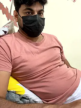 Snapshot of Handsome8677 chatting on January 14, 2026, 9:37 am Handsome8677 online show from January 14, 2026, 9:37 am