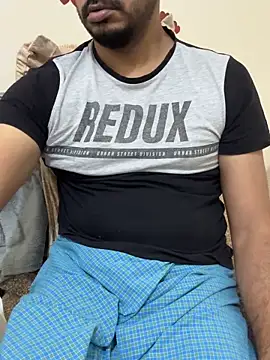 Snapshot of Handsome8677 chatting on February 26, 2026, 10:14 am Handsome8677 online show from February 26, 2026, 10:14 am