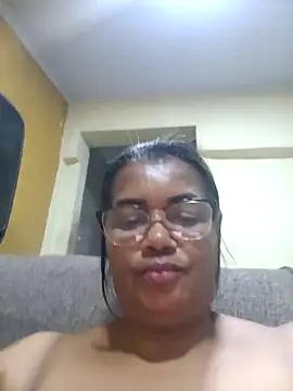 Snapshot of Pessoa54 chatting on December 18, 2025, 3:56 am Pessoa54 online show from December 18, 2025, 3:56 am