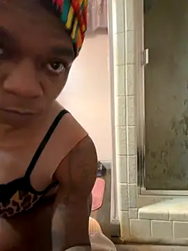 sissy diorcd online show from December 3, 2025, 5:59 am