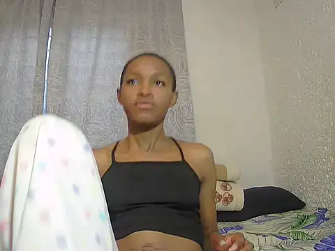 Snapshot of DoubleSpreadXX chatting on January 7, 2026, 4:26 am DoubleSpreadXX online show from January 7, 2026, 4:26 am