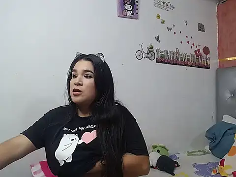 Snapshot of camilahot10 chatting on October 15, 2025, 3:01 pm camilahot10 online show from October 15, 2025, 3:01 pm