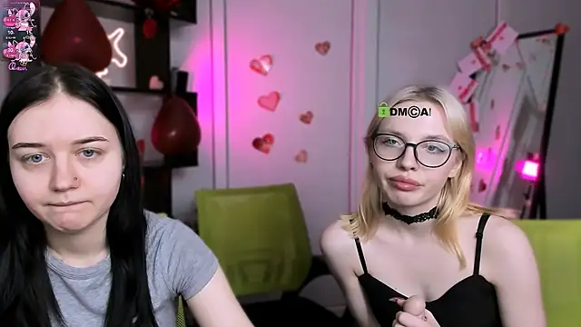 Snapshot of miki_ti chatting on February 18, 2026, 4:03 pm miki ti online show from February 18, 2026, 4:03 pm