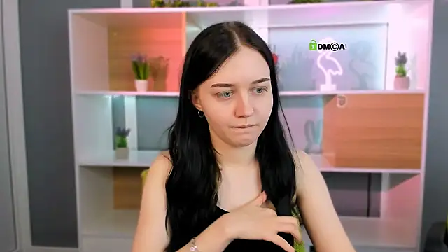 Snapshot of miki_ti chatting on February 25, 2026, 8:24 am miki ti online show from February 25, 2026, 8:24 am