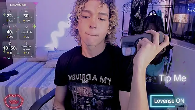 Snapshot of Lyric_Mirage chatting on February 24, 2026, 4:21 am Lyric Mirage online show from February 24, 2026, 4:21 am