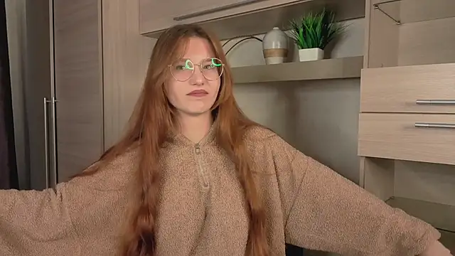 Snapshot of RachelColli chatting on November 2, 2025, 1:46 pm RachelColli online show from November 2, 2025, 1:46 pm