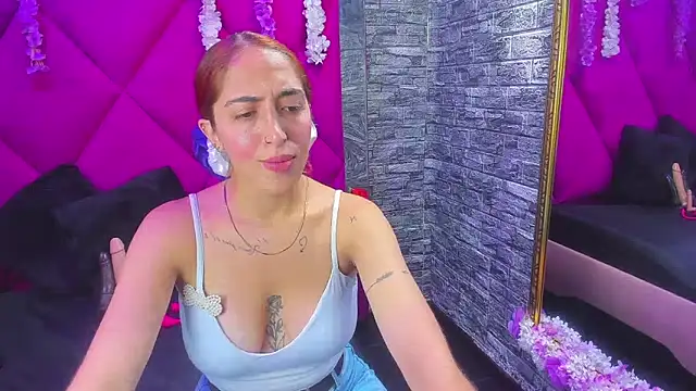 MariamGray1 online show from December 20, 2025, 8:38 pm