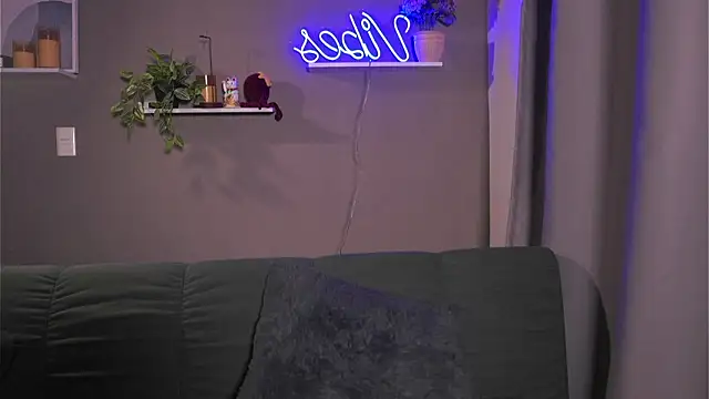 adahara miller17 online show from October 22, 2025, 1:44 pm