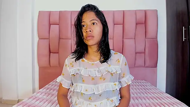 EuphoriaSavage online show from October 18, 2025, 12:50 pm