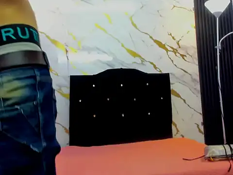 Snapshot of Stormandloganxxx chatting on January 15, 2026, 5:38 pm Stormandloganxxx online show from January 15, 2026, 5:38 pm