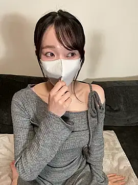 Snapshot of suuchan_v chatting on February 23, 2026, 11:29 am suuchan v online show from February 23, 2026, 11:29 am