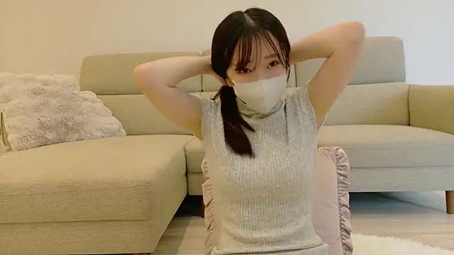 Snapshot of suuchan_v chatting on February 28, 2026, 5:30 am suuchan v online show from February 28, 2026, 5:30 am