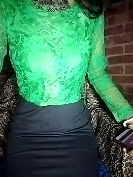 slim girl69 online show from November 5, 2025, 8:09 pm