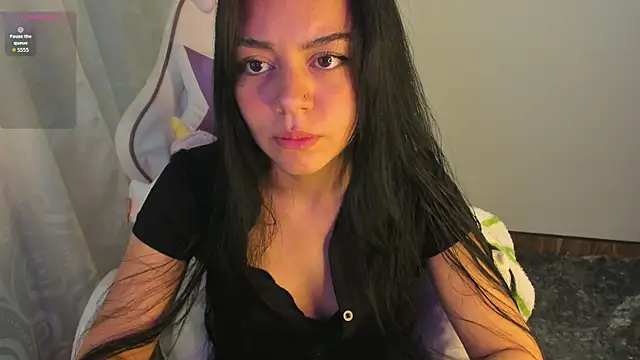 Snapshot of Midori_rosse chatting on December 22, 2025, 12:51 am Midori rosse online show from December 22, 2025, 12:51 am