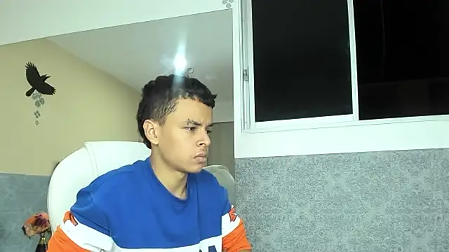 Xavier Fox    online show from October 23, 2025, 5:29 am