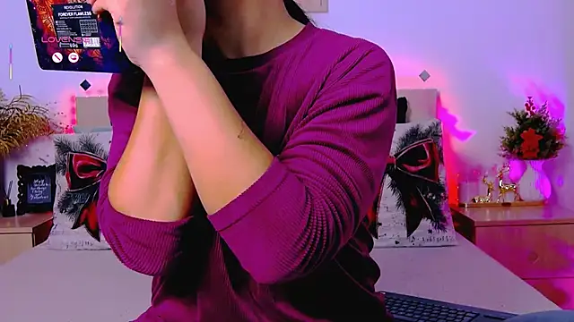 Snapshot of Miss_Ava chatting on December 21, 2025, 5:03 am Miss Ava online show from December 21, 2025, 5:03 am