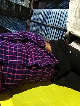 hot brijesh123 online show from November 4, 2025, 9:25 pm