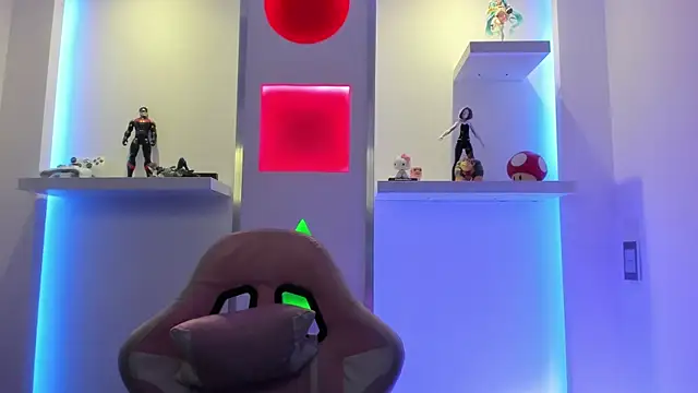 Snapshot of Lullaby_Charade chatting on November 12, 2025, 11:43 am Lullaby Charade online show from November 12, 2025, 11:43 am