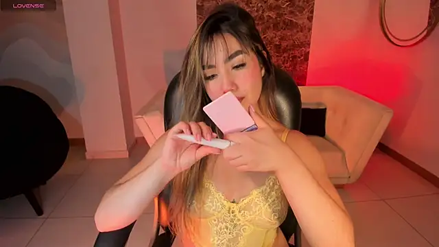 Snapshot of AnnieMonroe1 chatting on January 15, 2026, 11:48 am AnnieMonroe1 online show from January 15, 2026, 11:48 am