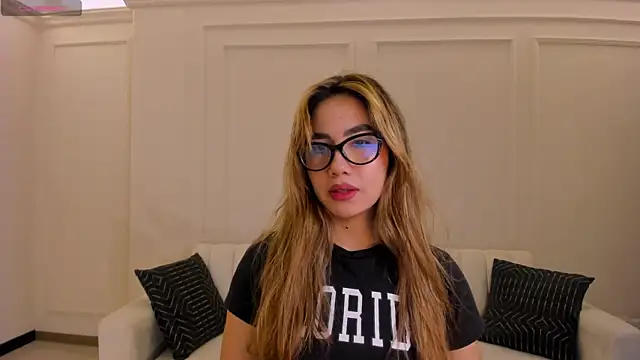 Snapshot of AnnieMonroe1 chatting on February 28, 2026, 11:22 am AnnieMonroe1 online show from February 28, 2026, 11:22 am