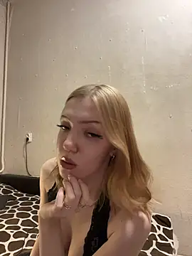 AlexandraXKitty online show from November 29, 2025, 11:41 pm