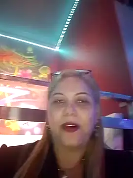 Snapshot of Lvna6969 chatting on November 14, 2025, 10:51 pm Lvna6969 online show from November 14, 2025, 10:51 pm