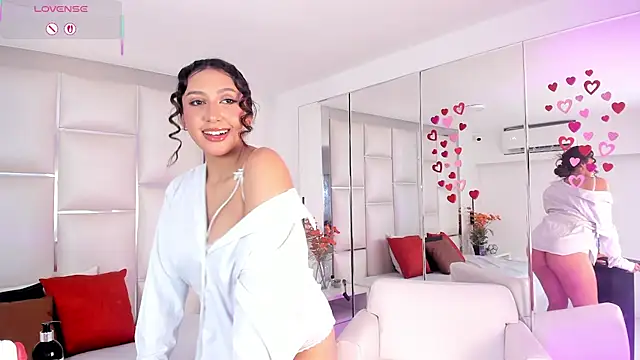 AishaAnderson online show from February 17, 2026, 1:18 pm