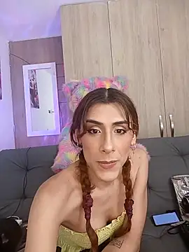 Ariadnne16 online show from November 11, 2025, 3:01 pm