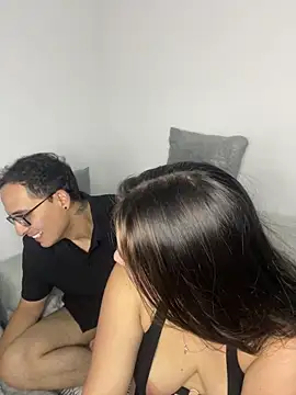 Snapshot of violetjack chatting on April 4, 2026, 7:50 am violetjack online show from April 4, 2026, 7:50 am