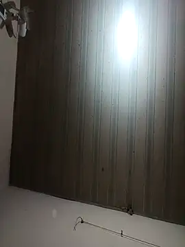 bullamon6549 online show from October 27, 2025, 5:39 pm