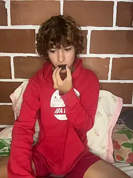 JoelnClouds online show from April 2, 2026, 8:39 pm