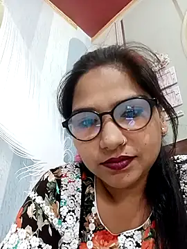 Vanshika1432 online show from October 29, 2025, 4:15 am