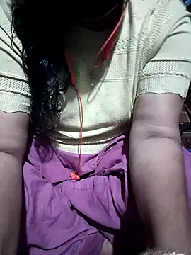 Snapshot of Priyanka-Khan chatting on May 10, 2026, 5:07 pm Priyanka-Khan online show from May 10, 2026, 5:07 pm
