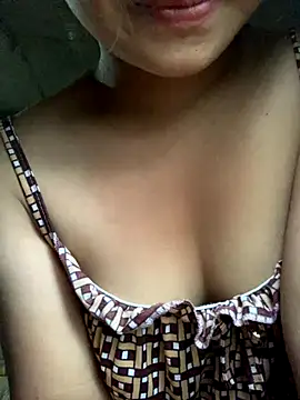 Snapshot of Embe-xinh18 chatting on October 24, 2025, 6:54 am Embe-xinh18 online show from October 24, 2025, 6:54 am