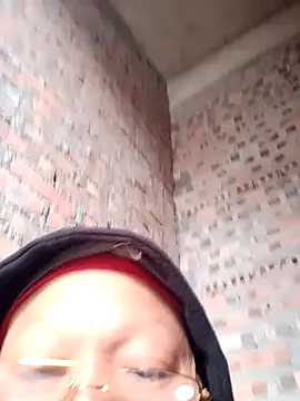 nui-show online show from December 17, 2025, 1:44 am