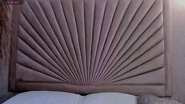 Emma duff online show from November 27, 2025, 11:56 am