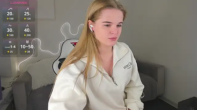 Snapshot of bella_xx__ chatting on November 28, 2025, 2:58 am bella xx online show from November 28, 2025, 2:58 am